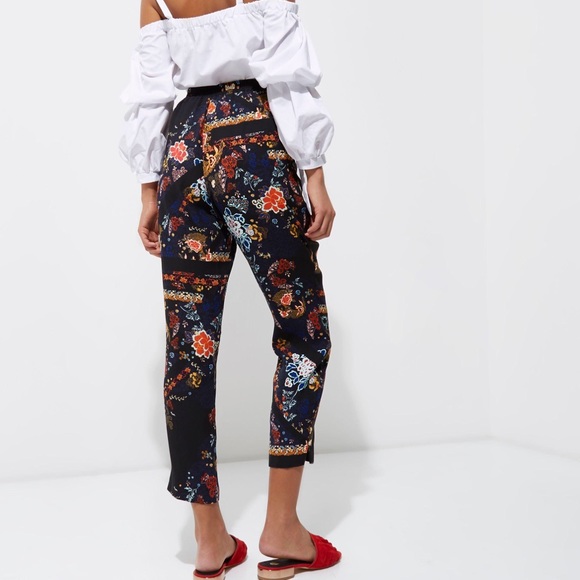 ASOS Pants - River Island • Floral crop stretch pants